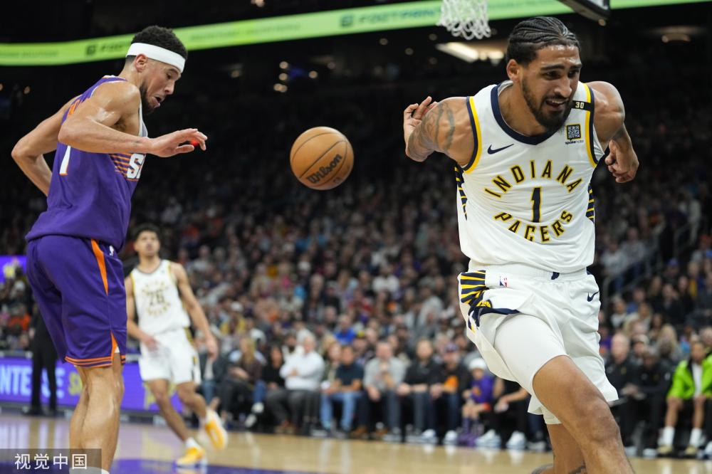 与其年龄不 与其年龄不